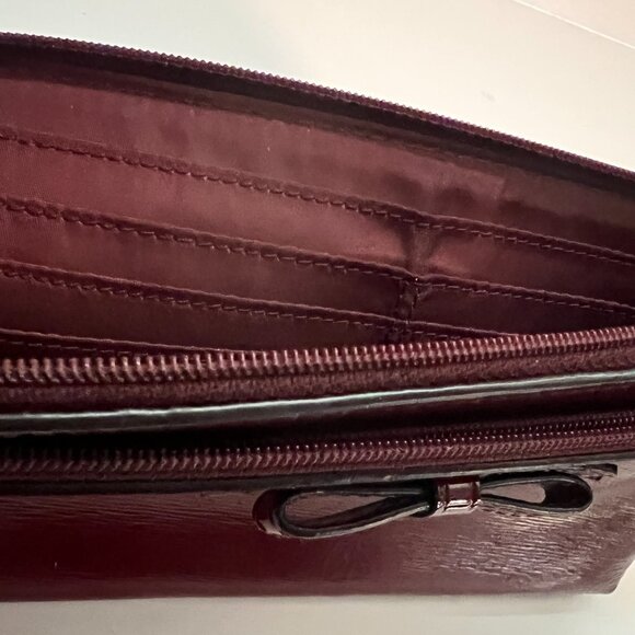 Coach Poppy Double Zip Wristlet - Picture 5 of 8
